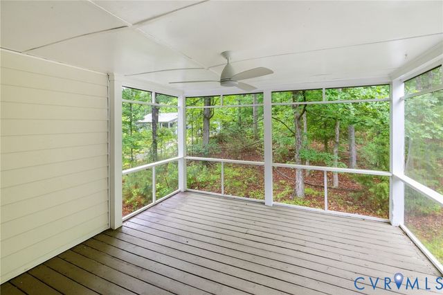 10731 Spring Run Rd, Chesterfield, VA 23832