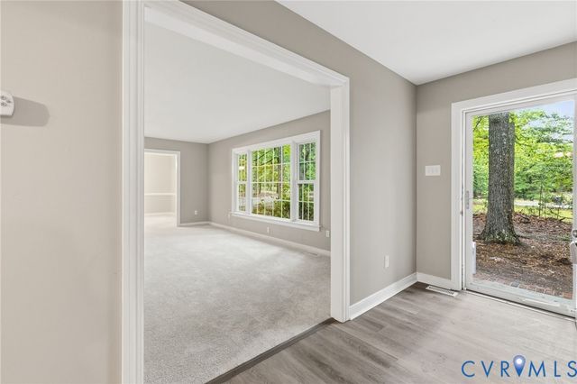 10731 Spring Run Rd, Chesterfield, VA 23832