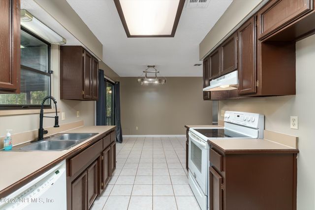 6092 TAYLOR Road, Jacksonville, FL 32234