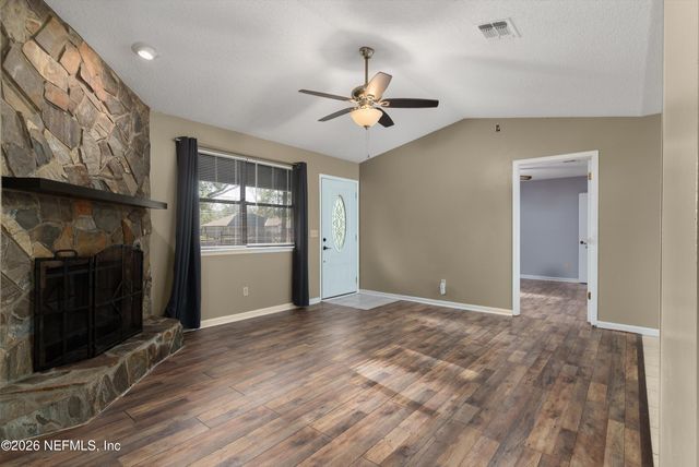 6092 TAYLOR Road, Jacksonville, FL 32234