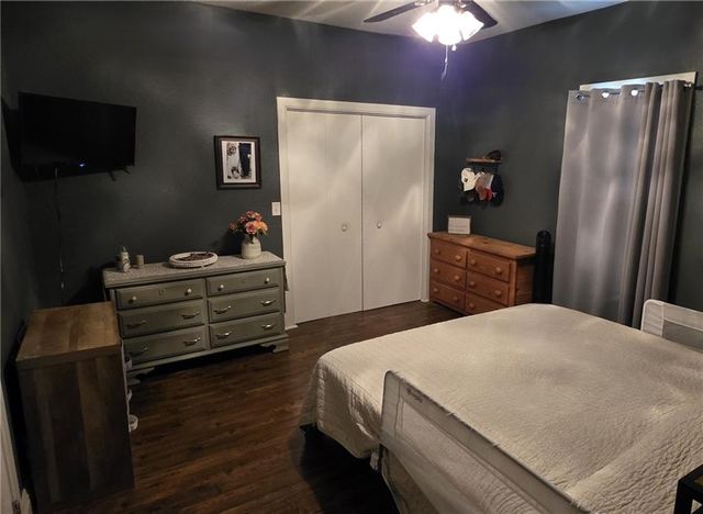 111 W Clara Avenue, Alma, MO 64001