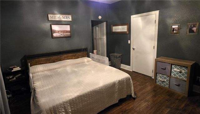 111 W Clara Avenue, Alma, MO 64001