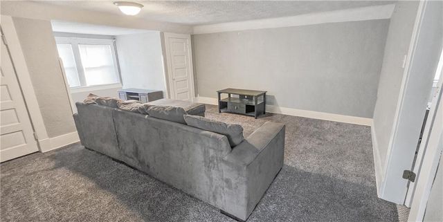 111 W Clara Avenue, Alma, MO 64001