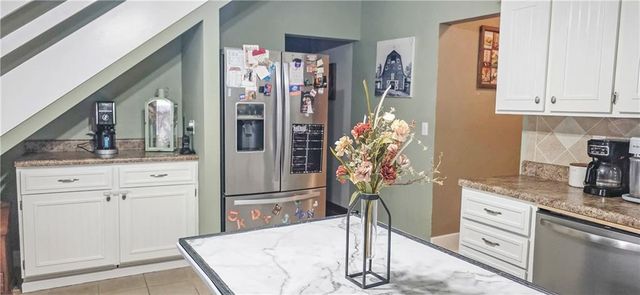 111 W Clara Avenue, Alma, MO 64001