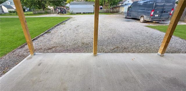 111 W Clara Avenue, Alma, MO 64001