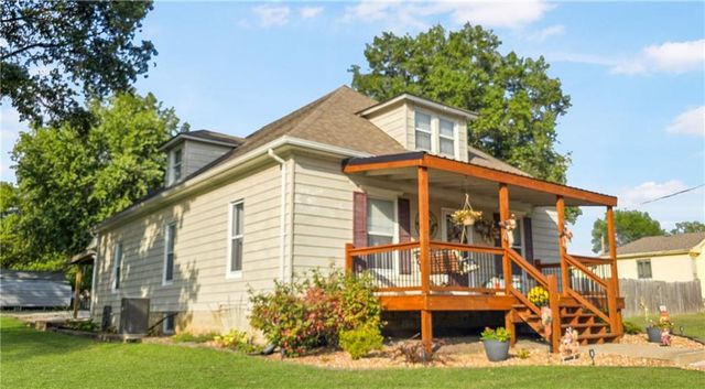 111 W Clara Avenue, Alma, MO 64001