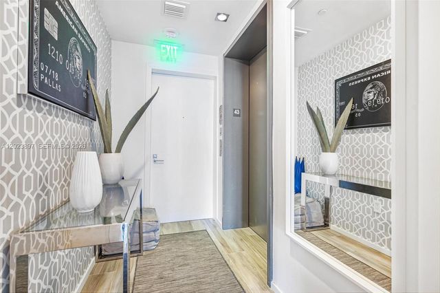 801 S Miami Ave 4302, Miami, FL 33130