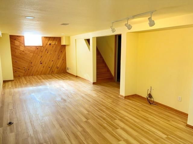6914 S 1st Avenue S, Richfield, MN 55423