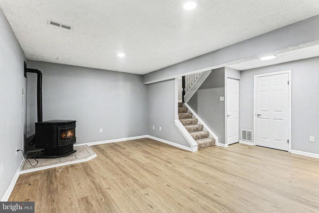 Image 19 of property listing at 286 MAPLE WREATH CT, Abingdon, MD 21009