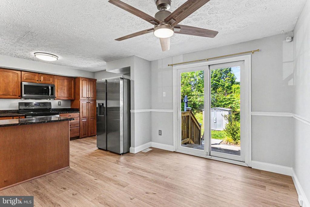 Image 6 of property listing at 286 MAPLE WREATH CT, Abingdon, MD 21009