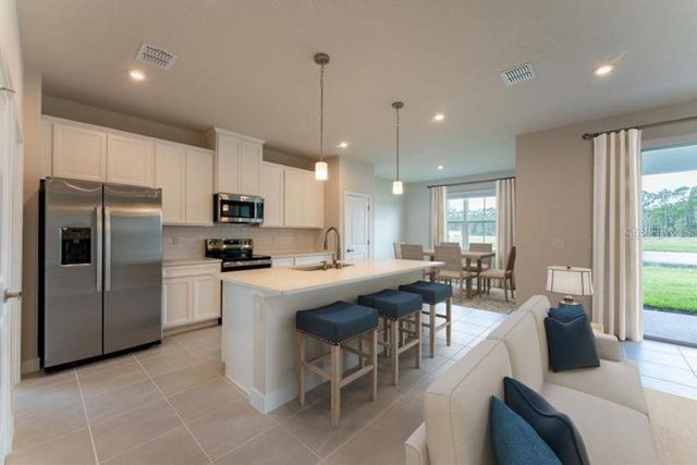 5315 CASTELLO AVENUE, Auburndale, FL 33823