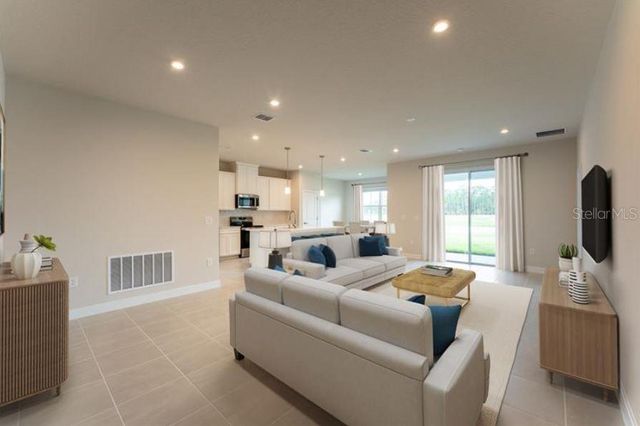 5315 CASTELLO AVENUE, Auburndale, FL 33823