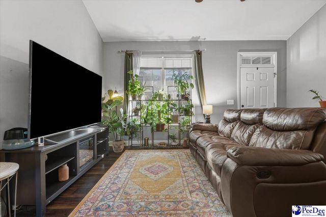 317 Green Acres Road, Florence, SC 29505