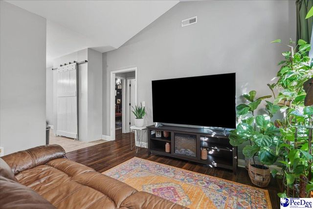 317 Green Acres Road, Florence, SC 29505