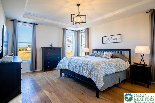 6979 Pine Lane, East Allen Twp, PA 18014