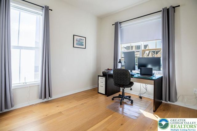 6979 Pine Lane, East Allen Twp, PA 18014