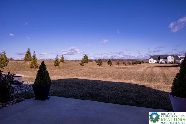 6979 Pine Lane, East Allen Twp, PA 18014