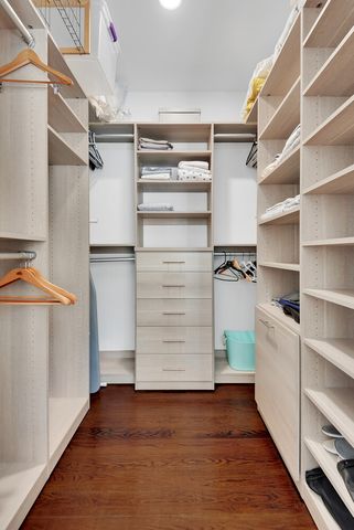 250 E 49th St Apt 4A, New York City, NY 10017