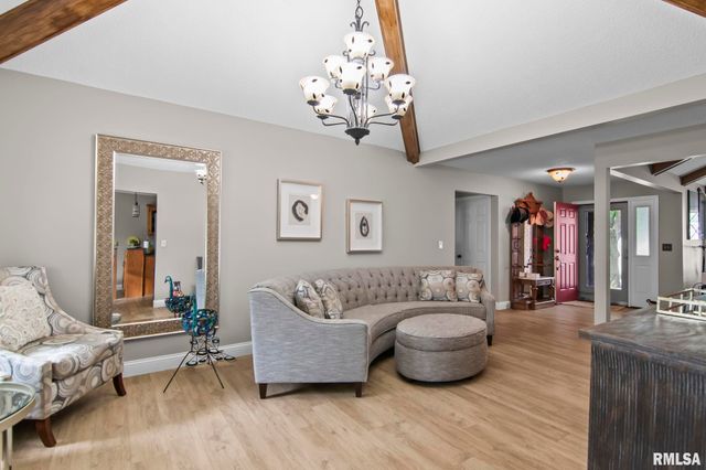 1808 S Buhr Mill Court, Springfield, IL 62704