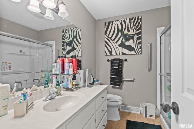 1808 S Buhr Mill Court, Springfield, IL 62704