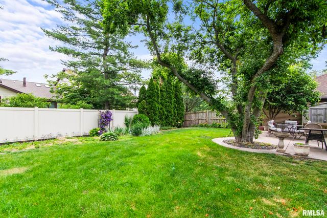 1808 S Buhr Mill Court, Springfield, IL 62704