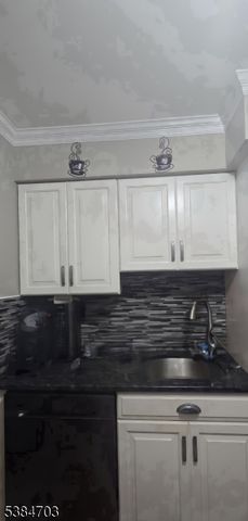 660 N Broad St 20 A, Elizabeth City, NJ 07208