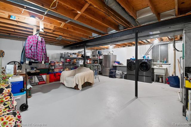 13153 Lake Point Boulevard, Belleville, MI 48111