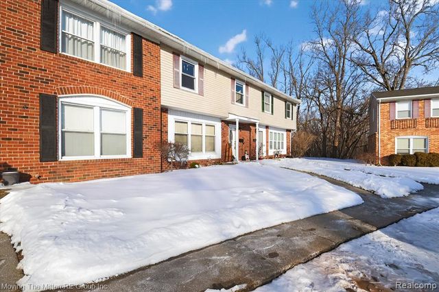 13153 Lake Point Boulevard, Belleville, MI 48111