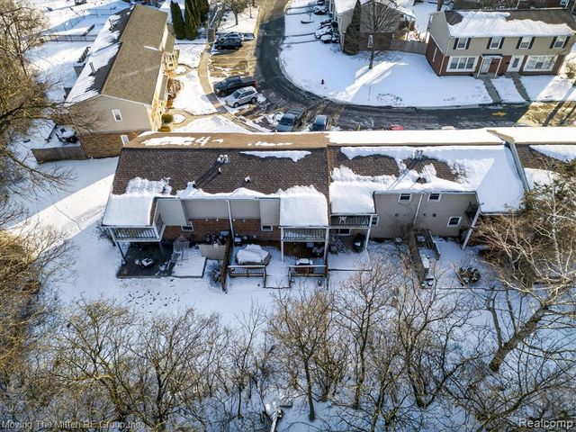 13153 Lake Point Boulevard, Belleville, MI 48111