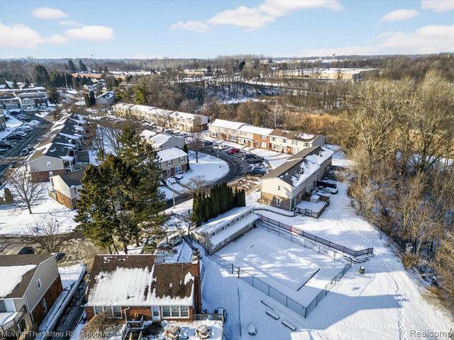 13153 Lake Point Boulevard, Belleville, MI 48111