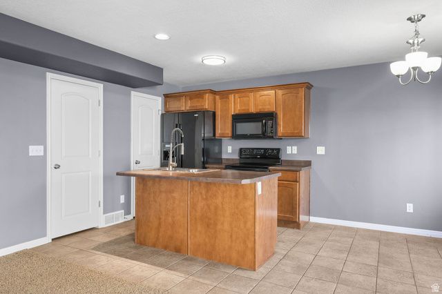 2461 S GILMOUR ST, West Haven, UT 84401