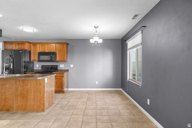 2461 S GILMOUR ST, West Haven, UT 84401