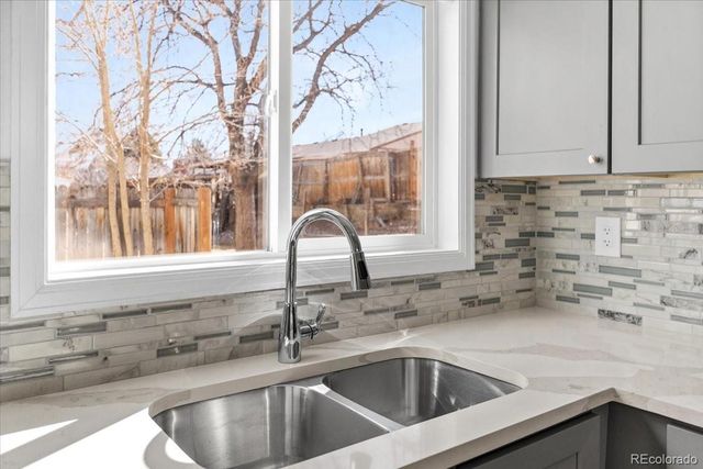 16222 E Rice Place B, Aurora, CO 80015