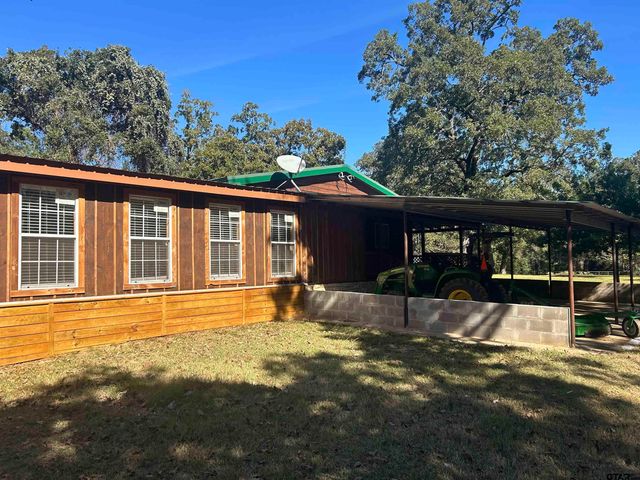 121 County Road 325, Frankston, TX 75763