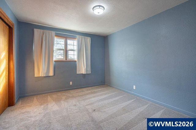 2530 Wayside Ter NE, Salem, OR 97301