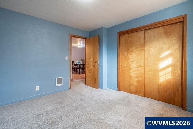 2530 Wayside Ter NE, Salem, OR 97301