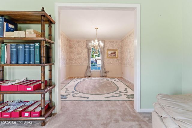 304 Cambridge Station Rd, Louisville, KY 40223