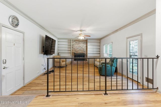 304 Cambridge Station Rd, Louisville, KY 40223