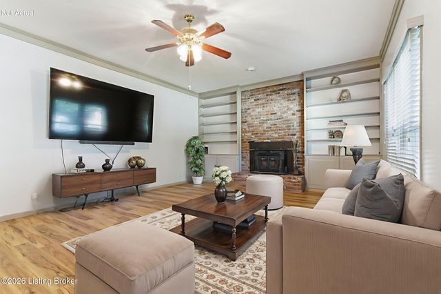 304 Cambridge Station Rd, Louisville, KY 40223