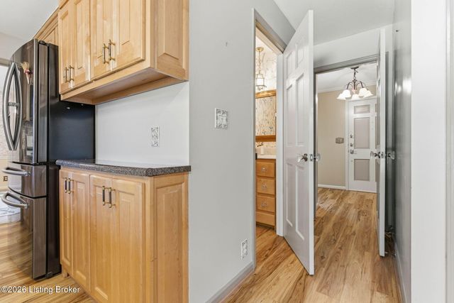 304 Cambridge Station Rd, Louisville, KY 40223