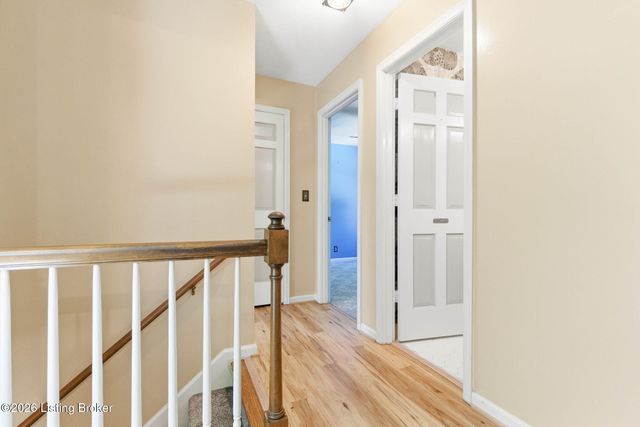 304 Cambridge Station Rd, Louisville, KY 40223