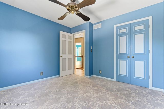 304 Cambridge Station Rd, Louisville, KY 40223