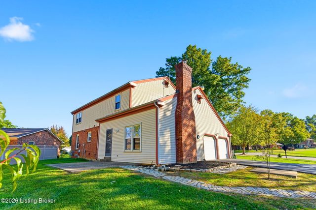 304 Cambridge Station Rd, Louisville, KY 40223