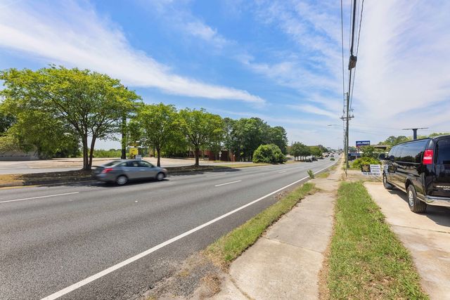 2415 Manchester Expressway, Columbus, GA 31904