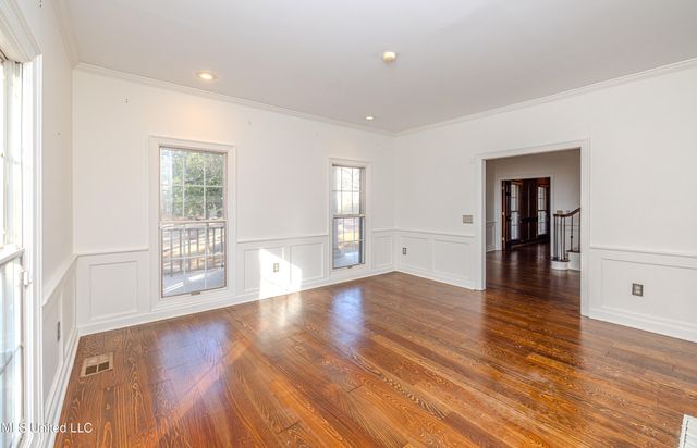 1990 N Petit Bois Street, Jackson, MS 39211