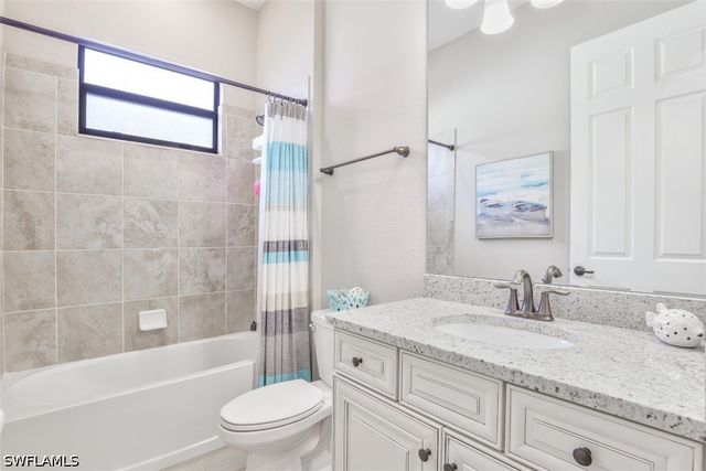 17320 Galway Run CT, Bonita Springs, FL 34135