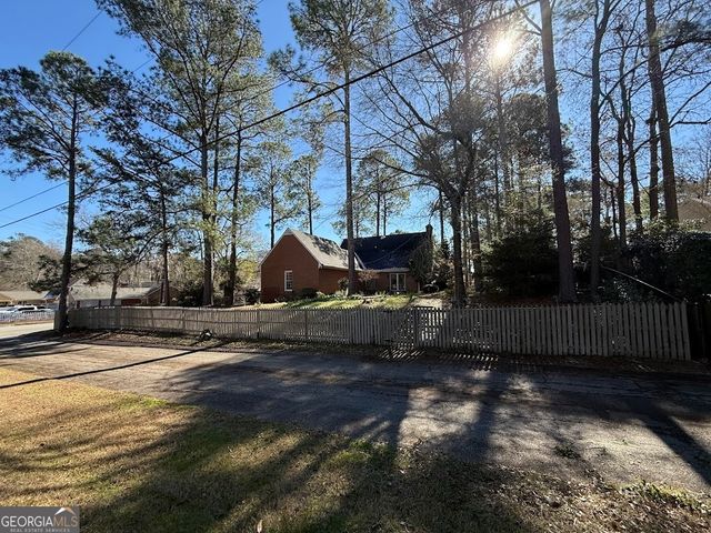 2601 Ridgewood Lane, Albany, GA 31707