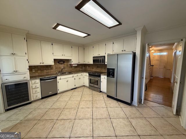 2601 Ridgewood Lane, Albany, GA 31707