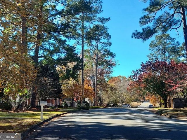 2601 Ridgewood Lane, Albany, GA 31707