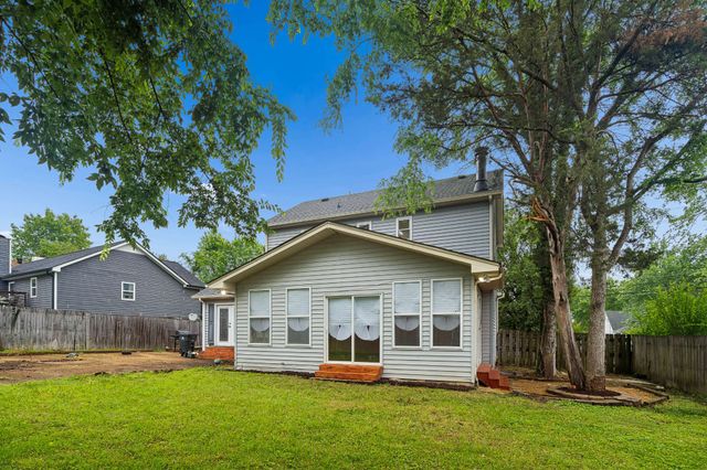 3332 Towne Village Rd, Antioch, TN 37013